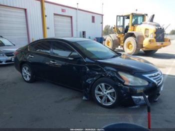  Salvage Nissan Altima