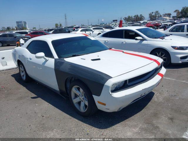  Salvage Dodge Challenger