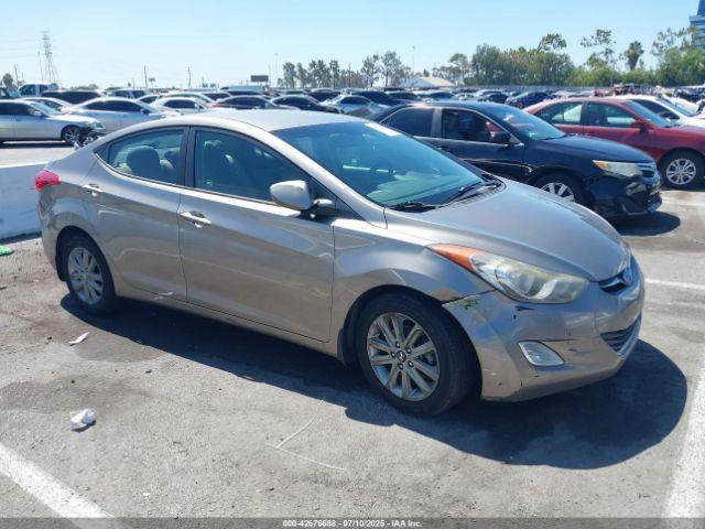  Salvage Hyundai ELANTRA