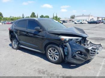  Salvage Hyundai TUCSON