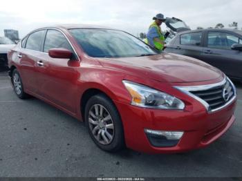  Salvage Nissan Altima