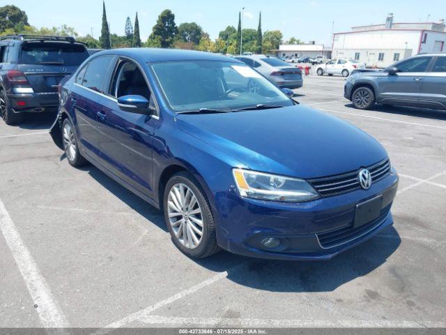  Salvage Volkswagen Jetta
