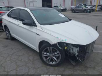  Salvage Volkswagen Jetta