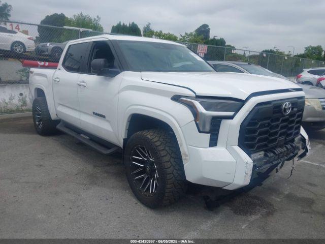  Salvage Toyota Tundra