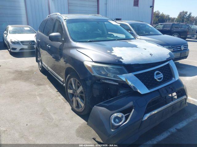  Salvage Nissan Pathfinder