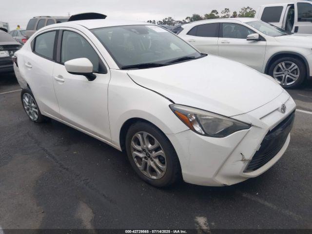  Salvage Toyota Yaris