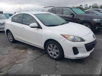  Salvage Mazda Mazda3