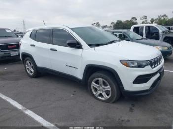  Salvage Jeep Compass