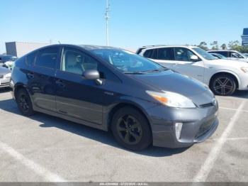  Salvage Toyota Prius