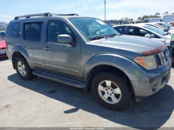 Salvage Nissan Pathfinder