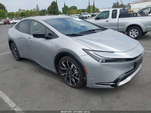  Salvage Toyota Prius Prime