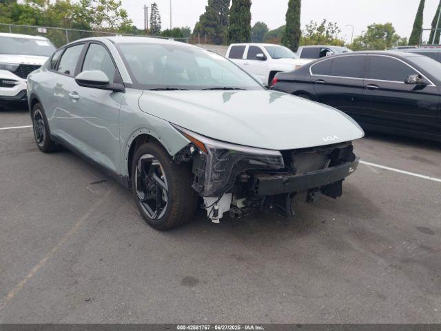  Salvage Kia K4