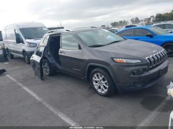  Salvage Jeep Cherokee