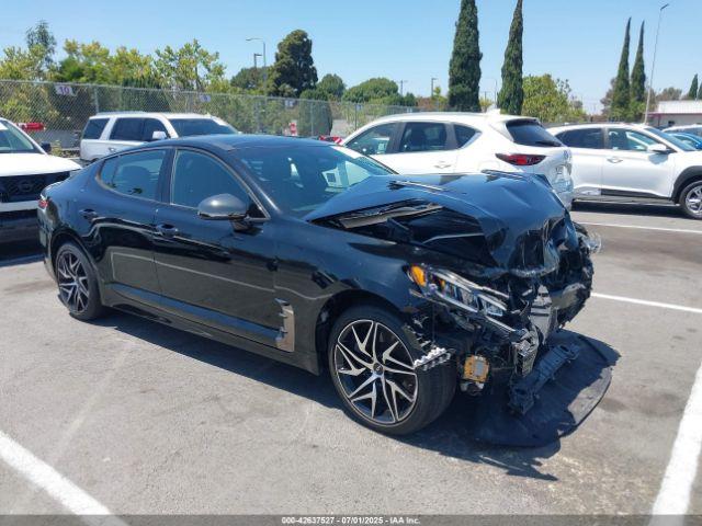  Salvage Kia Stinger