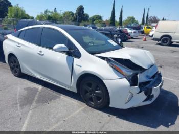  Salvage Toyota Prius