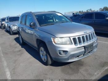  Salvage Jeep Compass