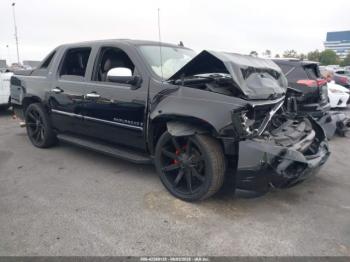  Salvage Chevrolet Avalanche 1500