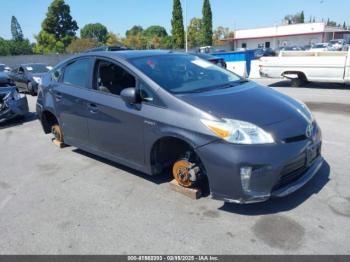  Salvage Toyota Prius