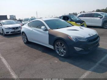  Salvage Hyundai Genesis