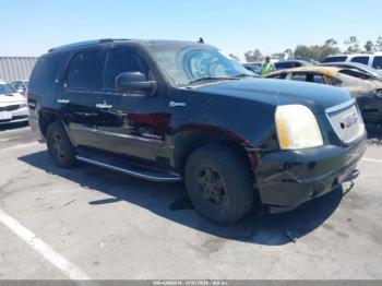 Salvage GMC Yukon