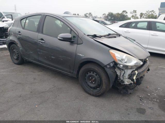  Salvage Toyota Prius c