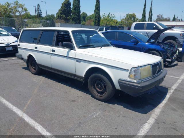  Salvage Volvo 240