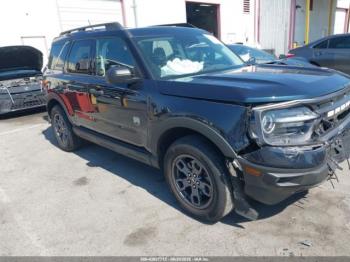  Salvage Ford Bronco