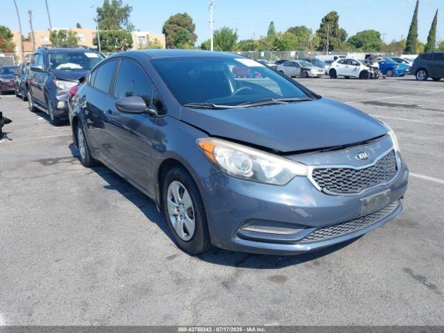  Salvage Kia Forte