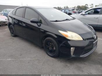  Salvage Toyota Prius