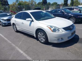  Salvage Nissan Altima