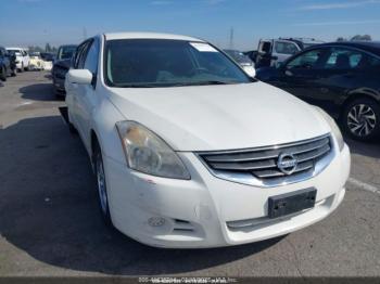  Salvage Nissan Altima