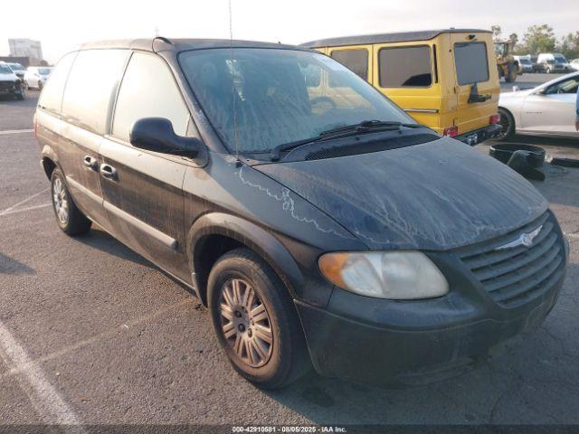  Salvage Chrysler Town & Country