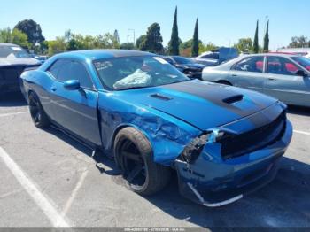  Salvage Dodge Challenger