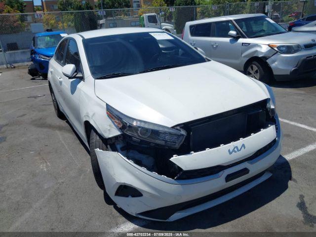  Salvage Kia Forte