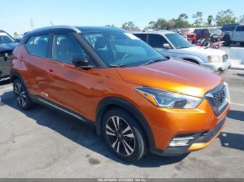  Salvage Nissan Kicks