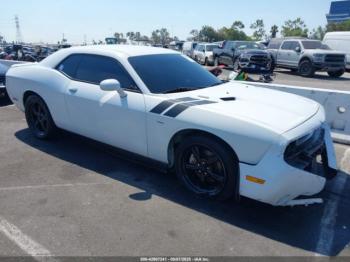  Salvage Dodge Challenger
