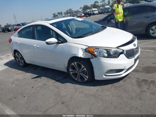  Salvage Kia Forte