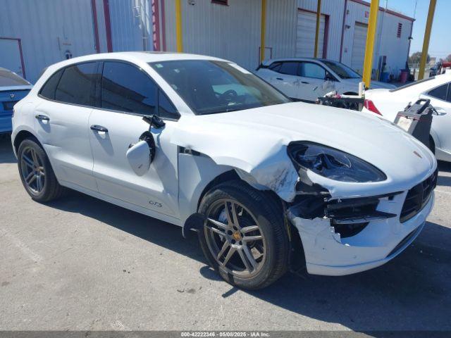  Salvage Porsche Macan