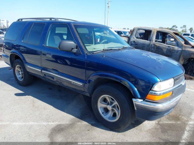  Salvage Chevrolet Blazer