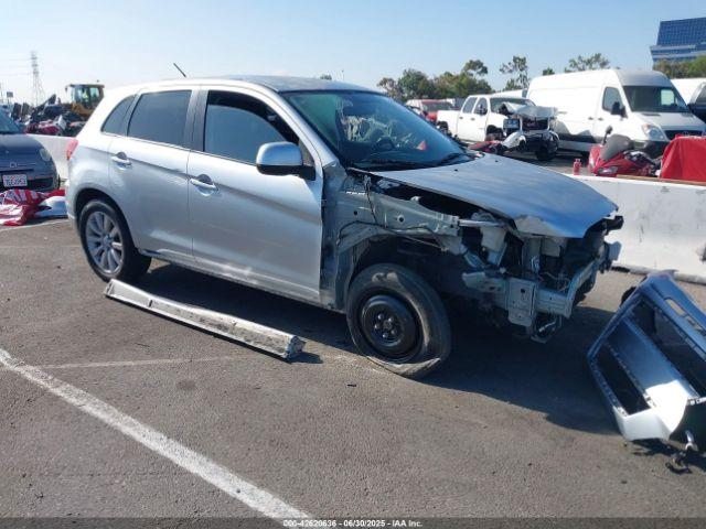  Salvage Mitsubishi Outlander