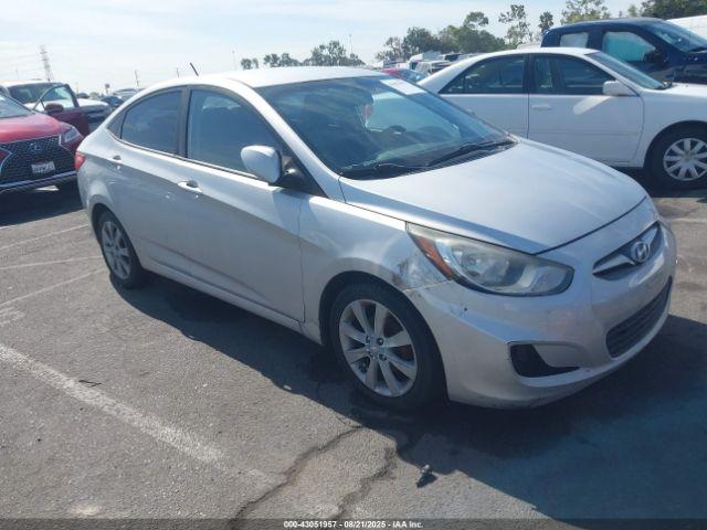  Salvage Hyundai ACCENT