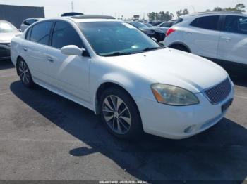  Salvage Nissan Altima