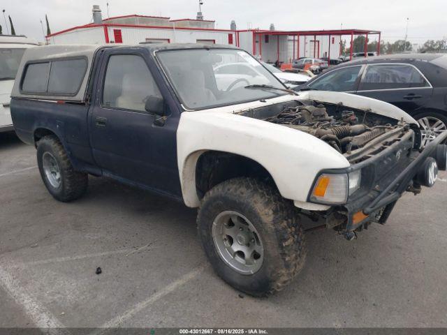  Salvage Toyota Pickup