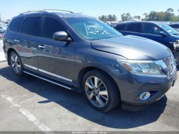  Salvage Nissan Pathfinder