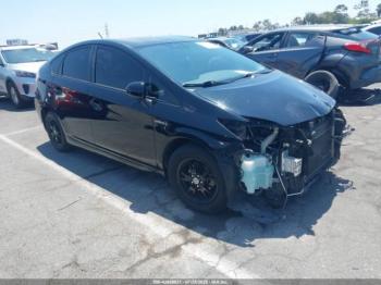  Salvage Toyota Prius