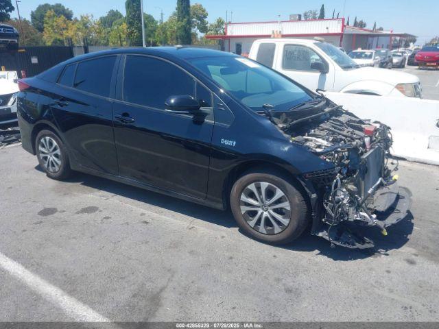  Salvage Toyota Prius Prime