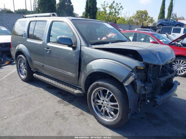  Salvage Nissan Pathfinder