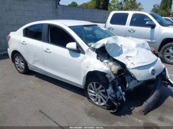  Salvage Mazda Mazda3