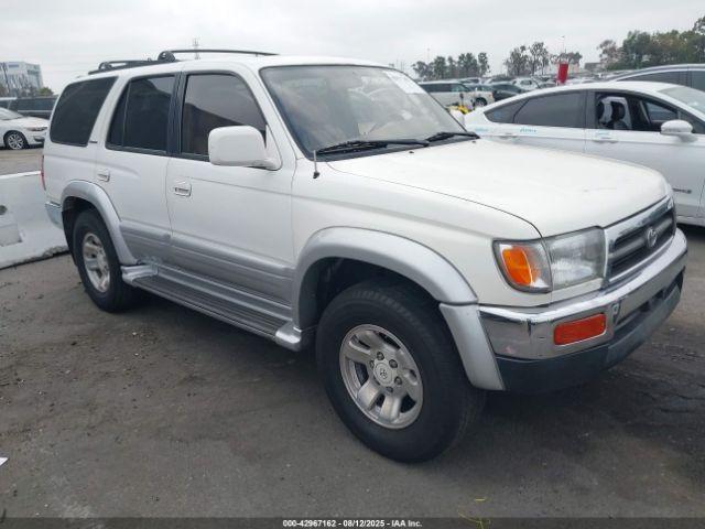  Salvage Toyota 4Runner