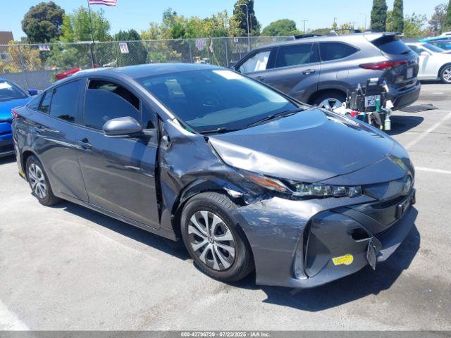  Salvage Toyota Prius Prime